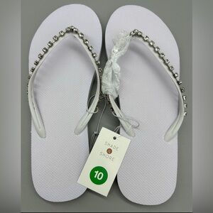 Shade & Shores Woman’s WHITE/MARY Jeweled Sandals, Shoes, Flip-Flops Multiple sz